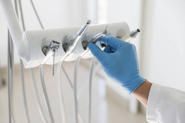 Professional Dental Crowns And Bridges technician working in Hamilton, MO